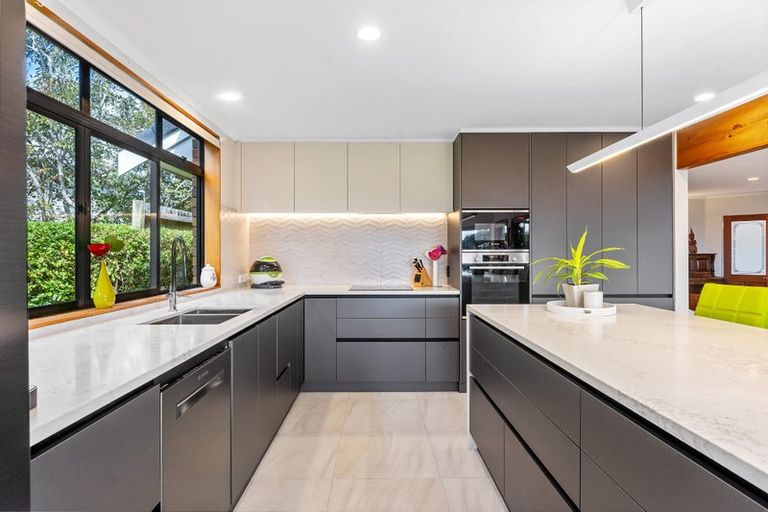 Photo of property in 27 Gulf View Road, Murrays Bay, Auckland, 0630