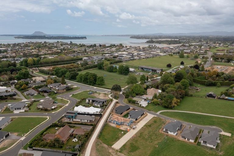 Photo of property in 49d Western Avenue, Omokoroa, 3172