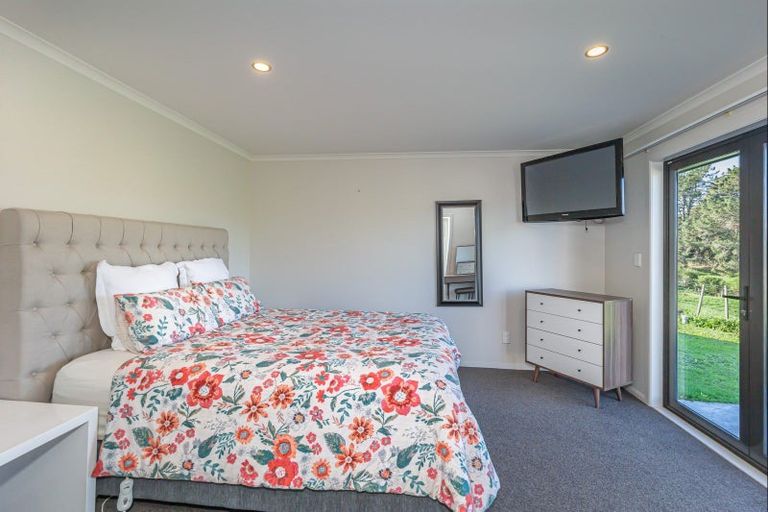 Photo of property in 9 Tullahoma Way, Ohau, Levin, 5570