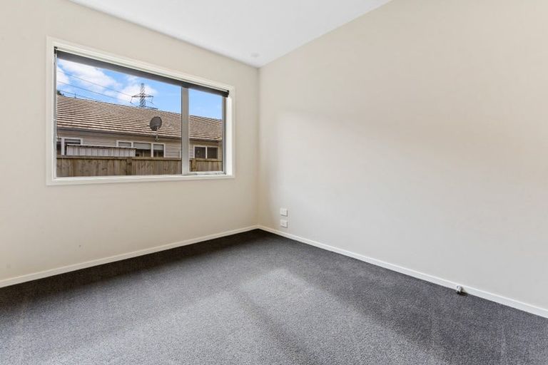 Photo of property in 6 Te Roera Place, Riverhead, 0820