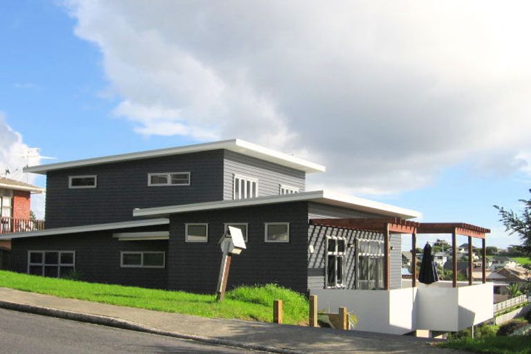 Photo of property in 2/79 Marellen Drive, Red Beach, 0932