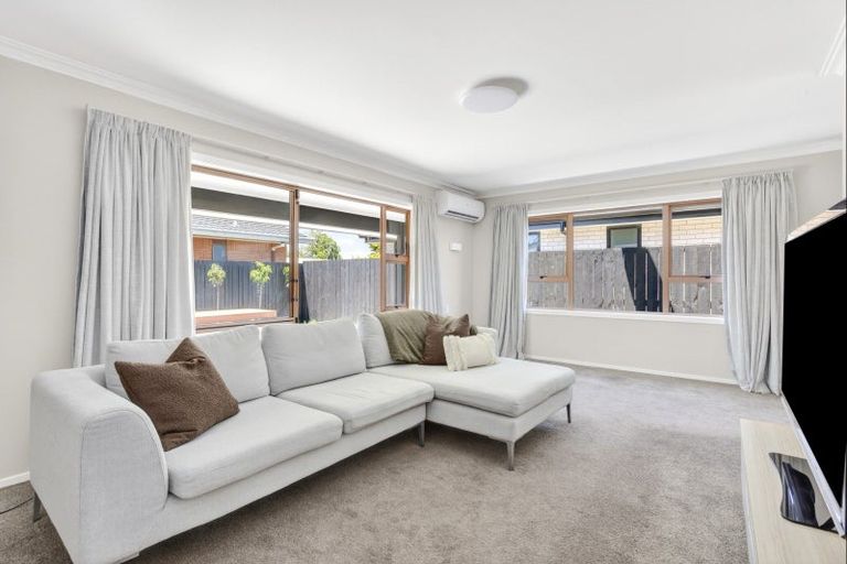 Photo of property in 312a Shakespeare Street, Leamington, Cambridge, 3432