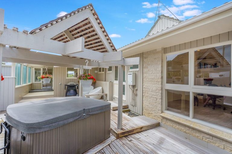 Photo of property in 26 Amante Crescent, Mairangi Bay, Auckland, 0630