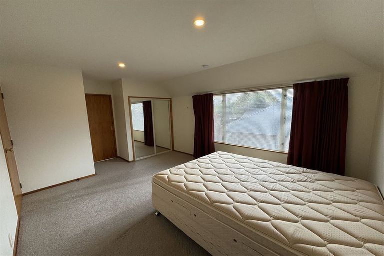 Photo of property in 2/3a Chilcombe Street, Ilam, Christchurch, 8041