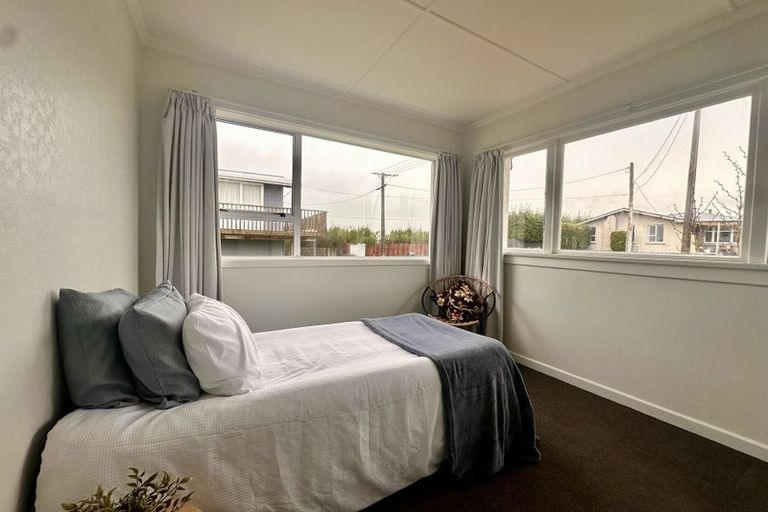Photo of property in 75 Weka Street, Waikiwi, Invercargill, 9810