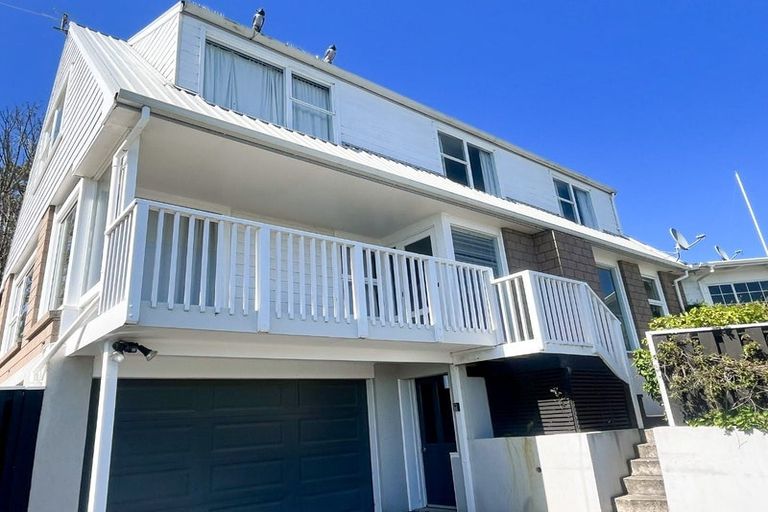 Photo of property in 9 Patchett Place, Cashmere, Christchurch, 8022