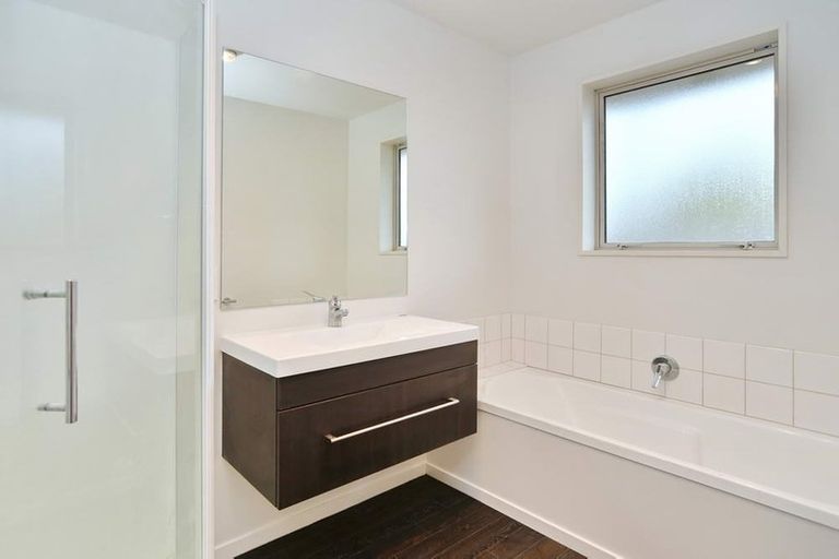 Photo of property in 18 Maple Place, Rangiora, 7400