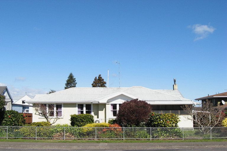 Photo of property in 15 Gaisford Terrace, Waipukurau, 4200
