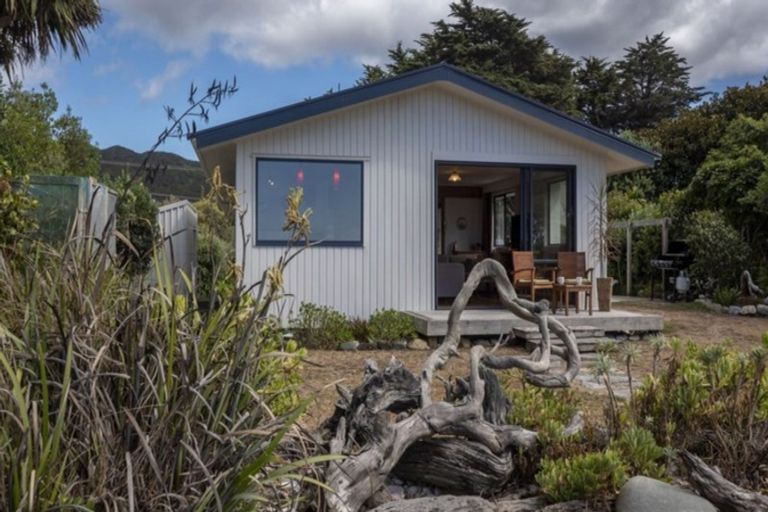 Photo of property in 1116 Collingwood-puponga Main Road, Pakawau, Collingwood, 7073