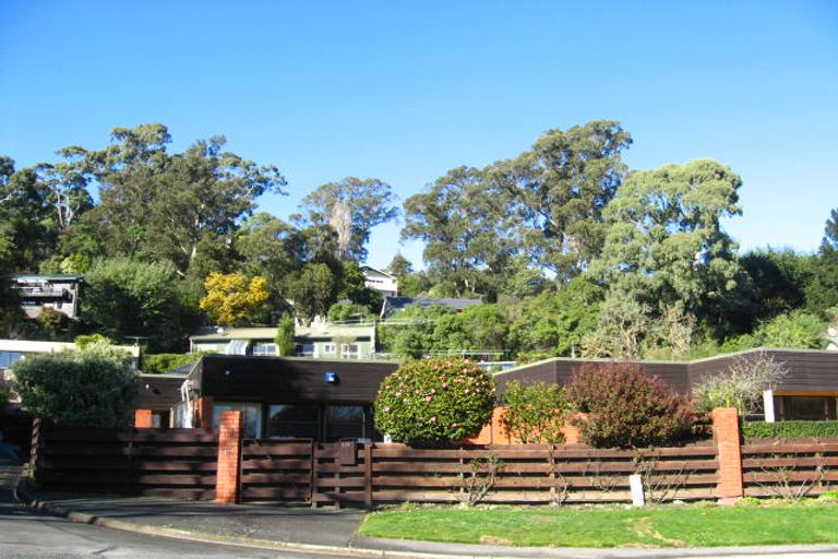 Photo of property in 2/31 Crichton Terrace, Cashmere, Christchurch, 8022