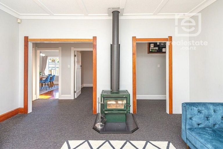 Photo of property in 72 Great North Road, Saint Johns Hill, Whanganui, 4500