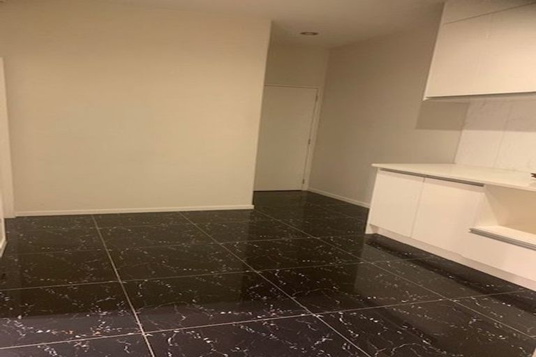 Photo of property in 76 Castlederg Drive, Flat Bush, Auckland, 2019