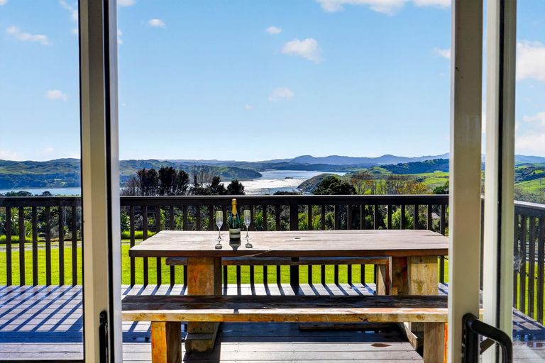 Photo of property in 143 Rangiora Road, Kaiwaka, 0573