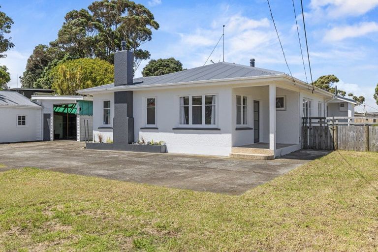 Photo of property in 33 Burns Street, Tawhero, Whanganui, 4501