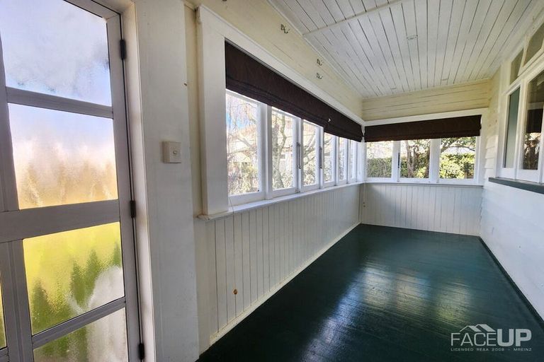 Photo of property in 56 Ngataringa Road, Devonport, Auckland, 0624