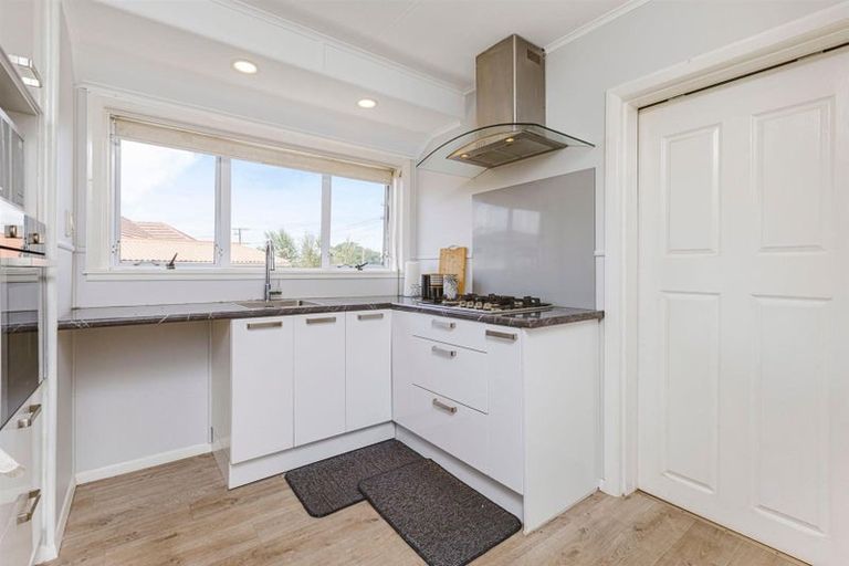 Photo of property in 111 Porchester Road, Papakura, 2110