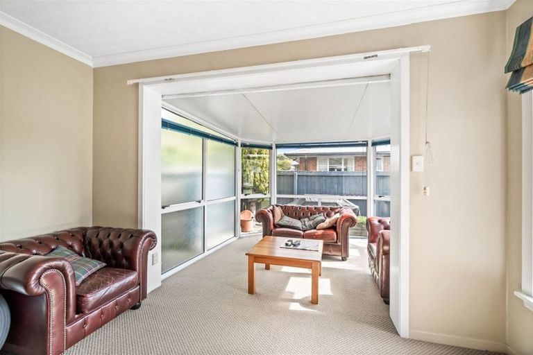 Photo of property in 19 Beatrice Place, Avonhead, Christchurch, 8042