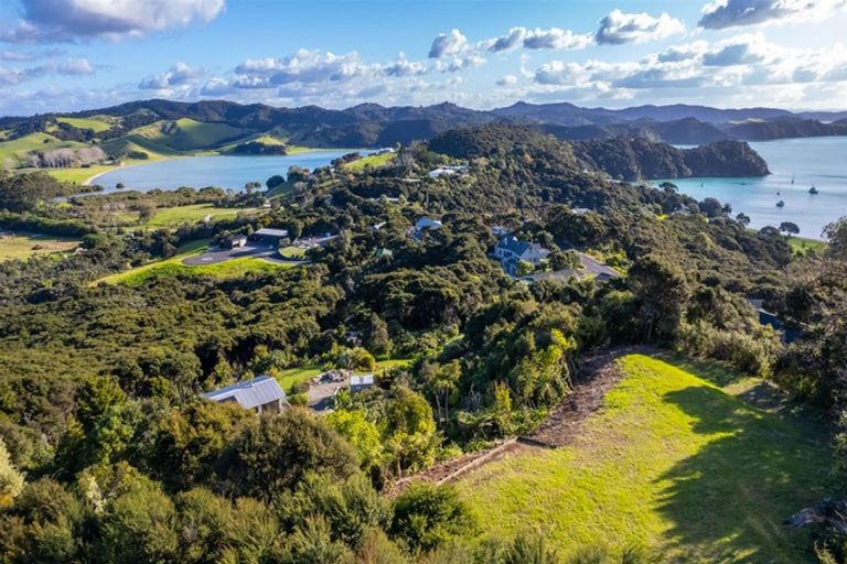 Photo of property in 276a Kempthorne Road, Russell, 0272