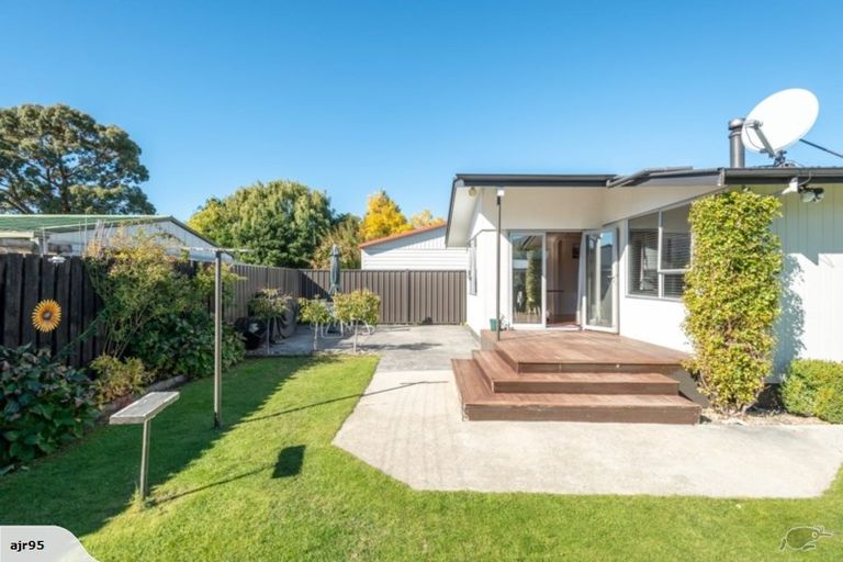 Photo of property in 6 Clare Place, Cromwell, 9310