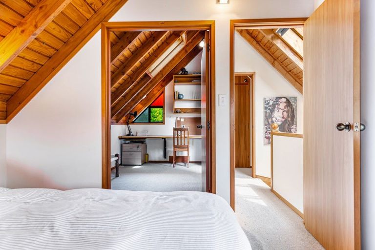 Photo of property in 3 Park Rise, Campbells Bay, Auckland, 0630