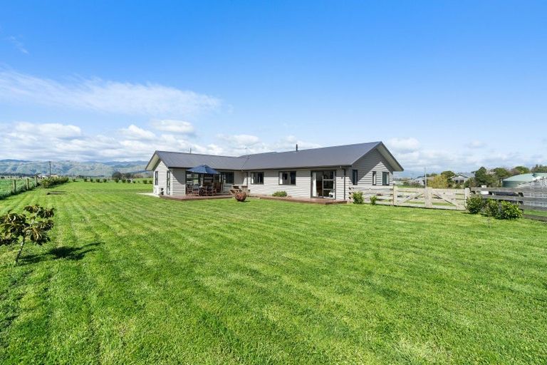 Photo of property in 102 Kukutauaki Road, Koputaroa, Levin, 5575