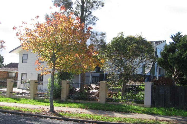 Photo of property in 31 Sikkim Crescent, Clover Park, Auckland, 2019