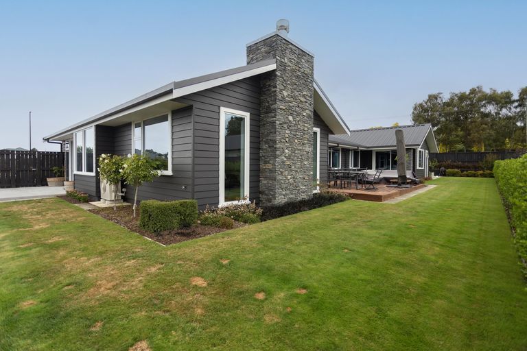 Photo of property in 1 Avoca Drive, Waiareka Junction, Oamaru, 9401