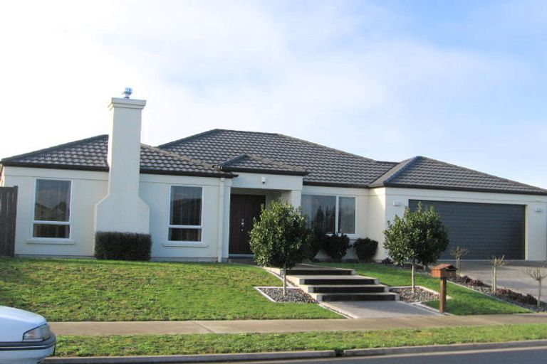 Photo of property in 5 Glengoyne Place, Rototuna, Hamilton, 3210