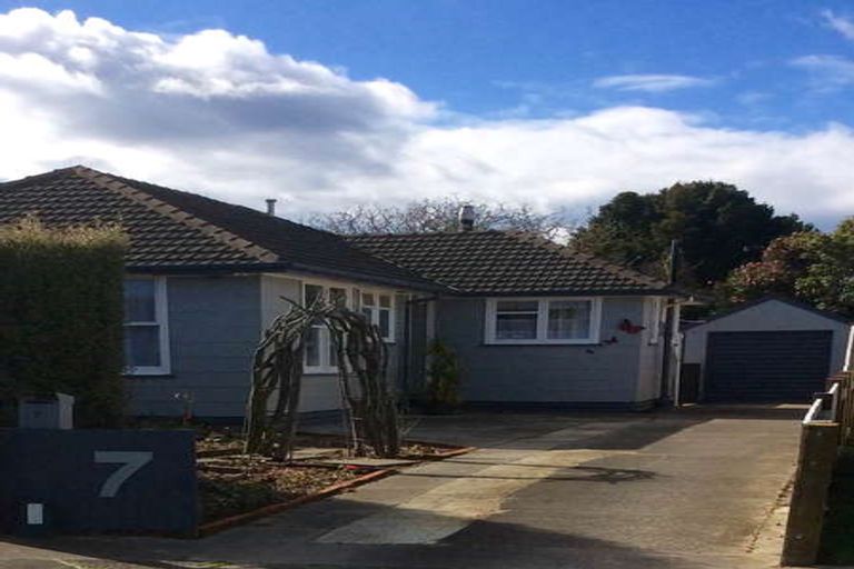 Photo of property in 7 Hendon Place, West End, Palmerston North, 4412