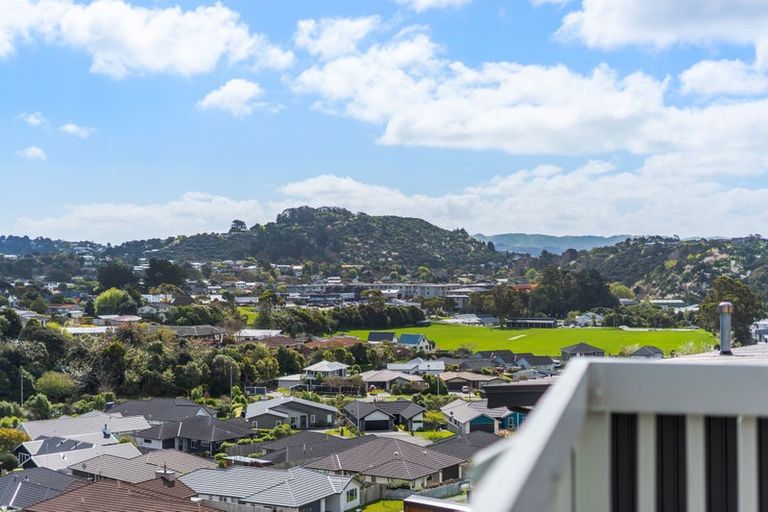 Photo of property in 8 Bluejacket Place, Whitby, Porirua, 5024