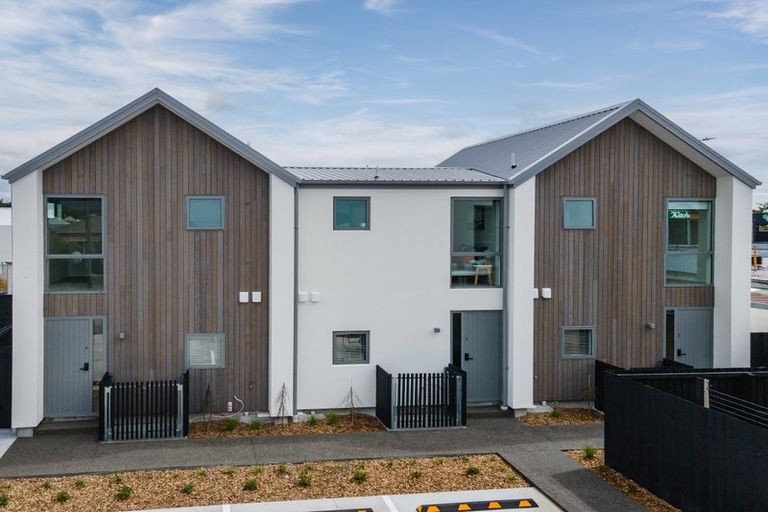 Photo of property in 2/6 Manning Place, Woolston, Christchurch, 8023