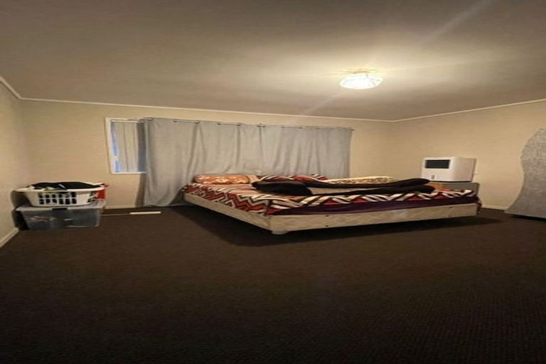 Photo of property in 2/66 Huia Road, Papatoetoe, Auckland, 2025