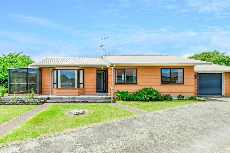 Photo of property in 14 Te Kupe Road, Paraparaumu Beach, Paraparaumu, 5032
