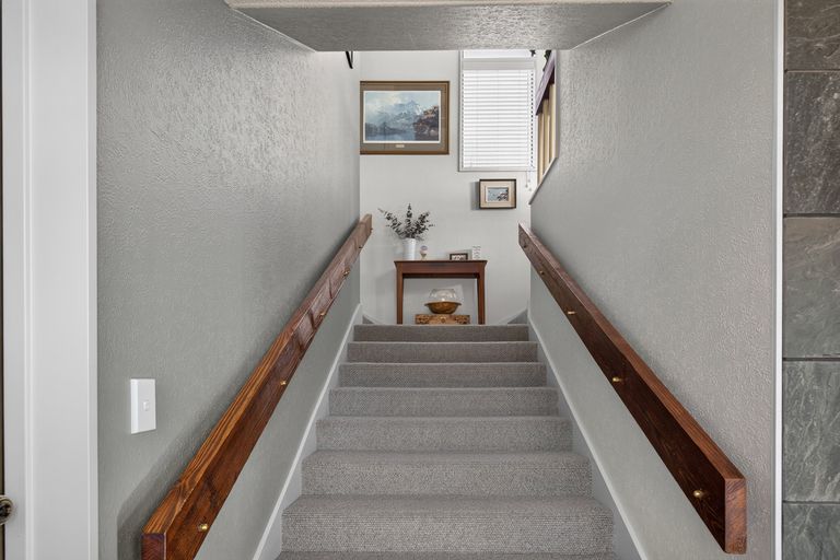 Photo of property in 33 Kamaka Crescent, Bridge Hill, Alexandra, 9320