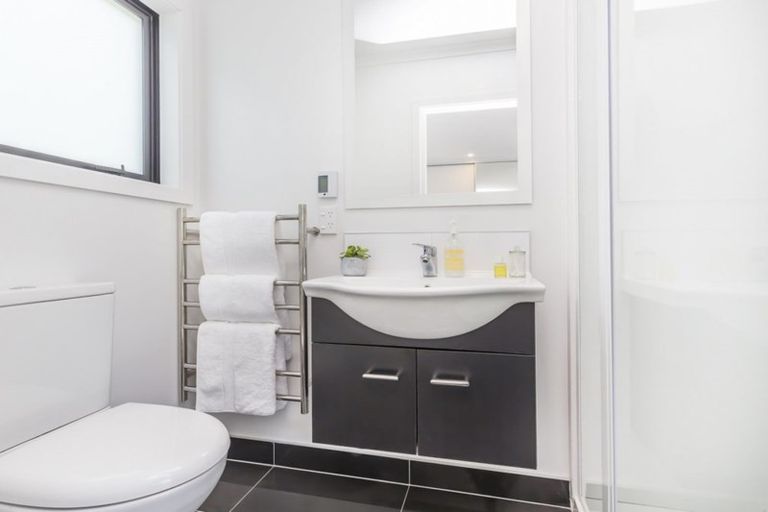 Photo of property in 3 Bunker Way, Strathmore Park, Wellington, 6022