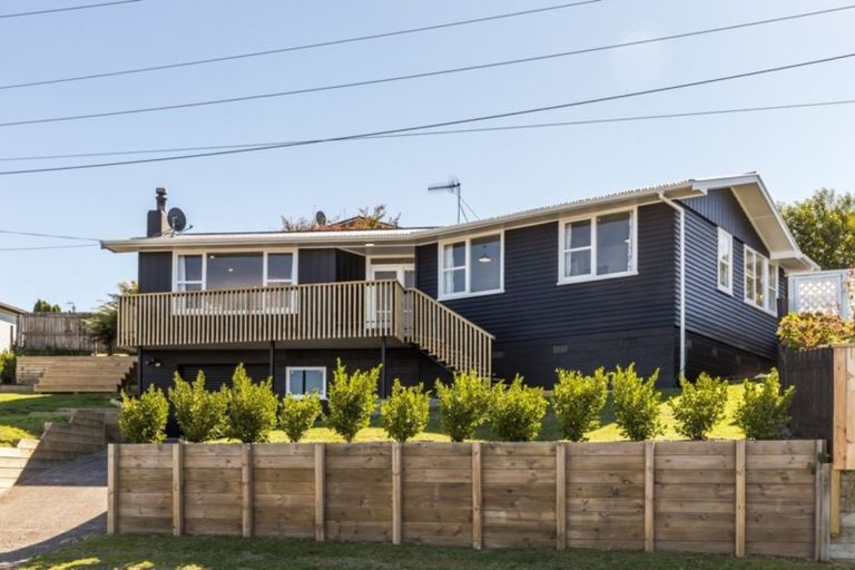 Photo of property in 1 Noble Street, Waiuku, 2123