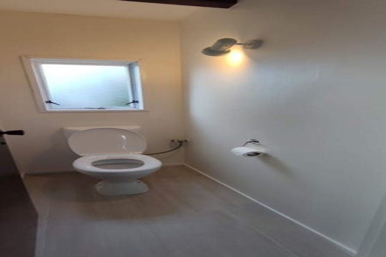 Photo of property in 39b Parkvale Road, Karori, Wellington, 6012