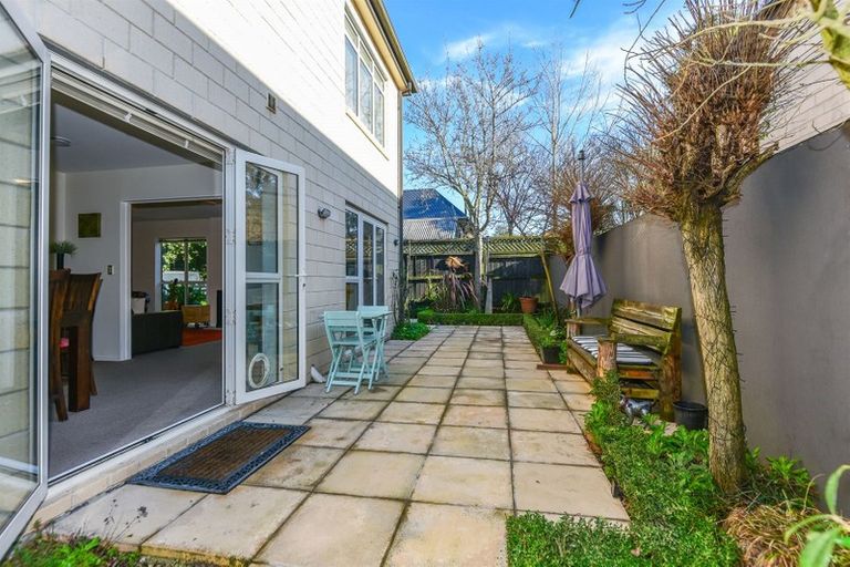 Photo of property in 41 Eversleigh Street, St Albans, Christchurch, 8014