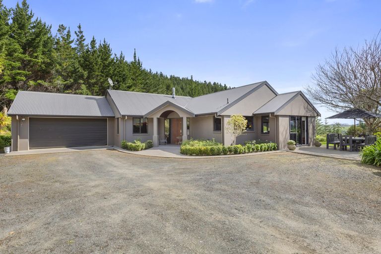 Photo of property in 2b Maungatawhiri Road, Raglan, 3295