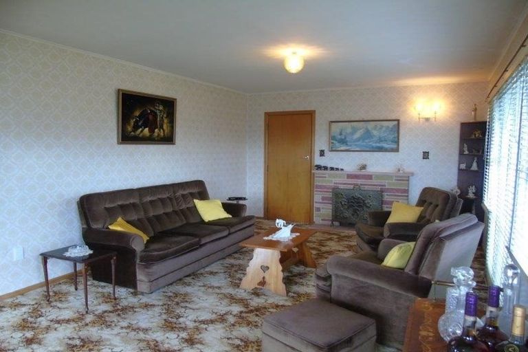 Photo of property in 31 Priscilla Crescent, Kingston, Wellington, 6021