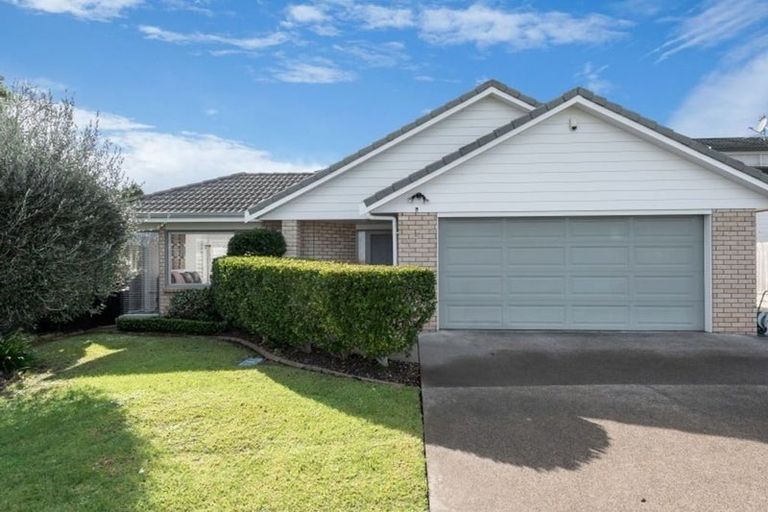 Photo of property in 17a Drake Street, Howick, Auckland, 2014