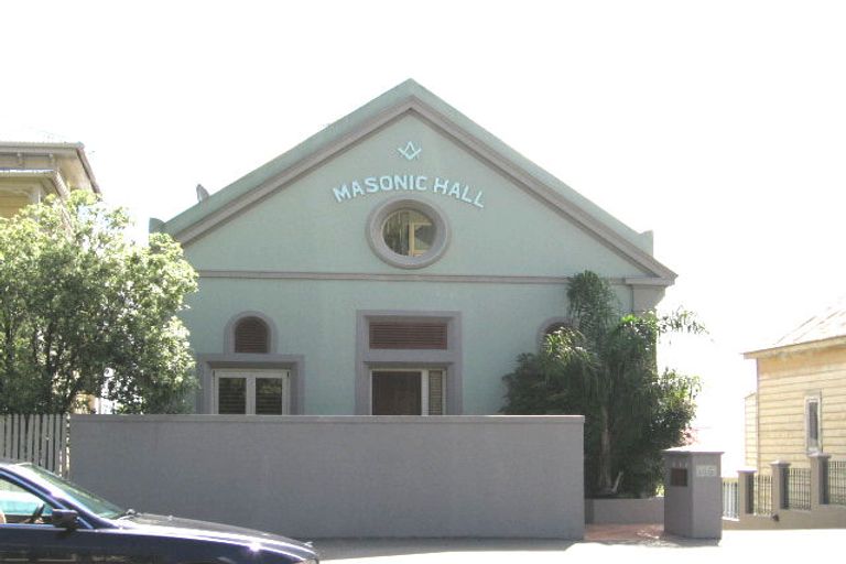 Photo of property in 2/145 Victoria Road, Devonport, Auckland, 0624