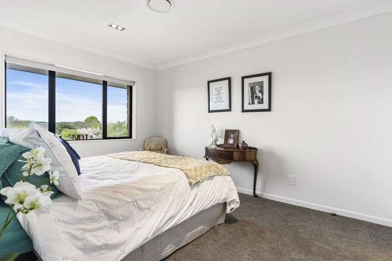 Photo of property in 14 Jenny Lane, Waiuku, 2123