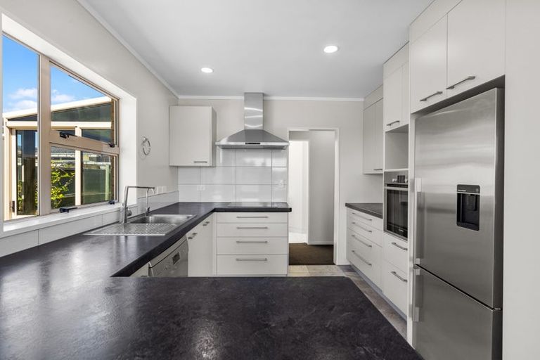 Photo of property in 20b Laing Place, Otumoetai, Tauranga, 3110