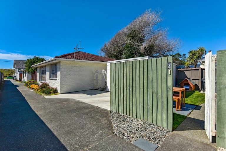 Photo of property in 4/161 Marine Parade, New Brighton, Christchurch, 8083