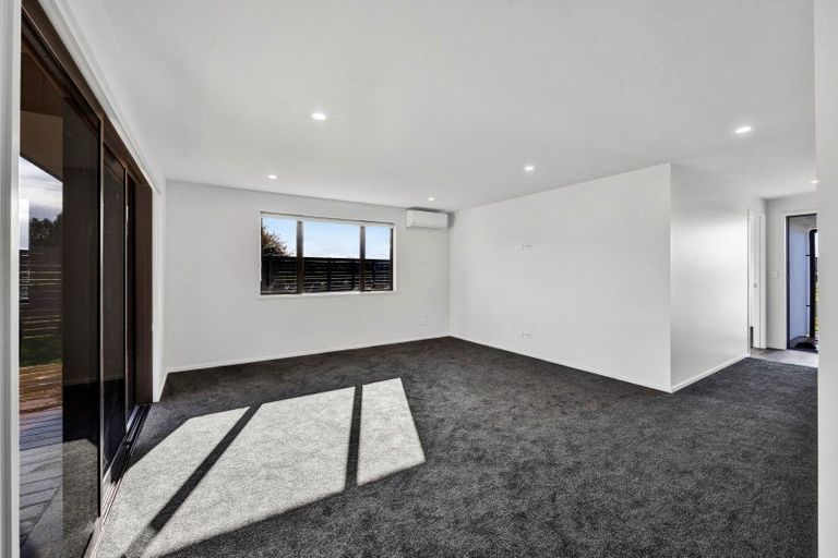 Photo of property in 21 Midsummer Avenue, Stratford, 4332