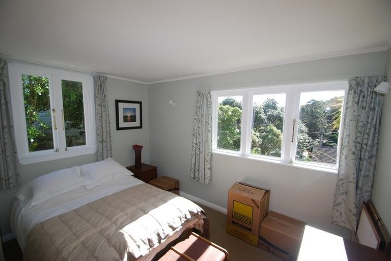 Photo of property in 12 Jackson Street, Island Bay, Wellington, 6023