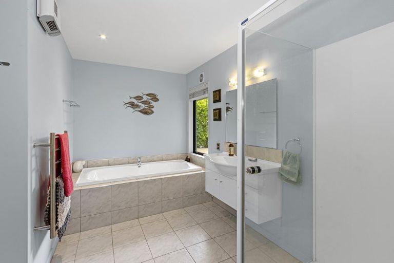 Photo of property in 93 Longhurst Terrace, Cashmere, Christchurch, 8022