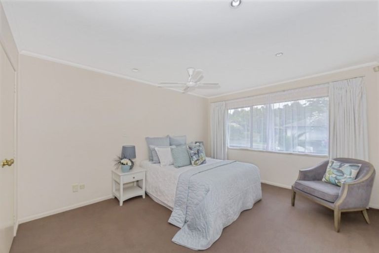 Photo of property in 1 Forest Glen, Orewa, 0931