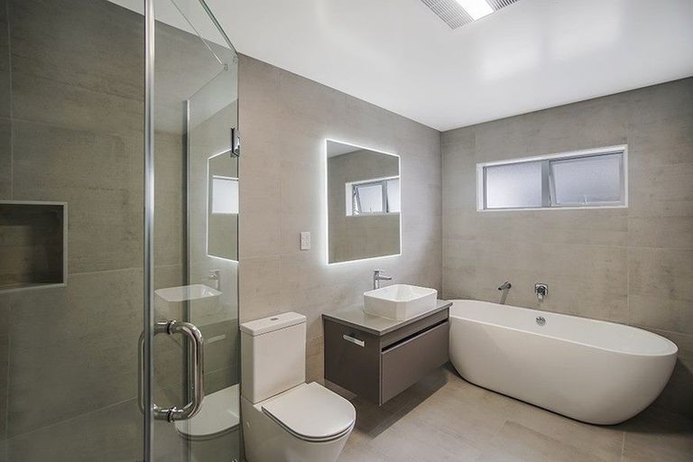 Photo of property in 32 Paripari Street, Flat Bush, Auckland, 2019